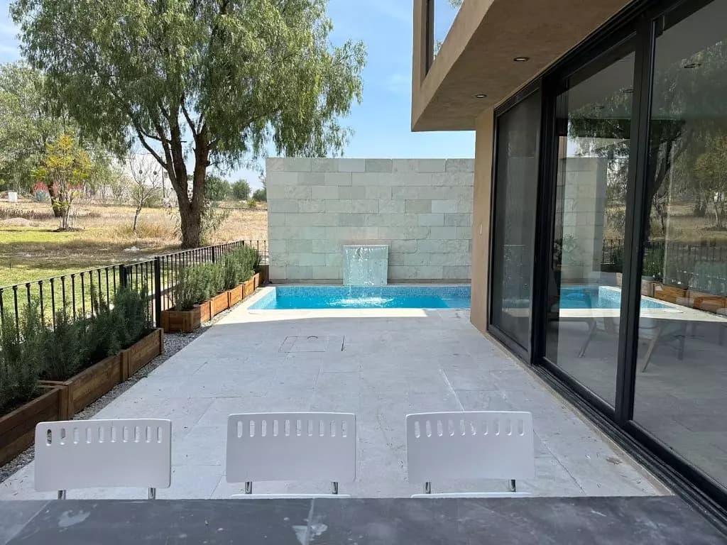 Casa En El Lago — photo 5 of 10