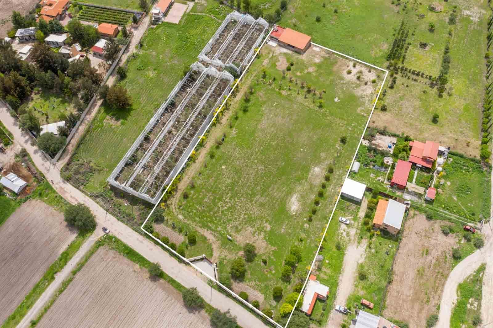 La Vivienda lot — photo 5 of 10