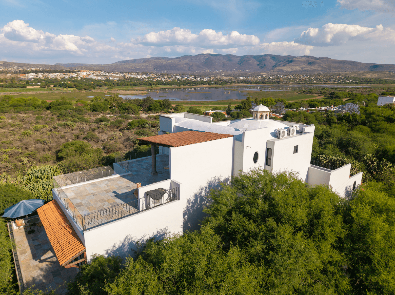 Hacienda de la Vista — photo 1 of 8