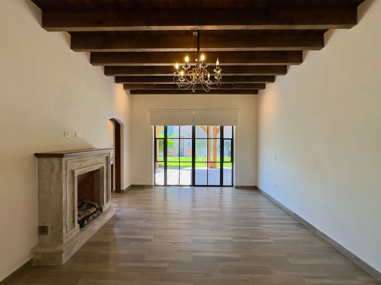 Casa Esencia — photo 9 of 10