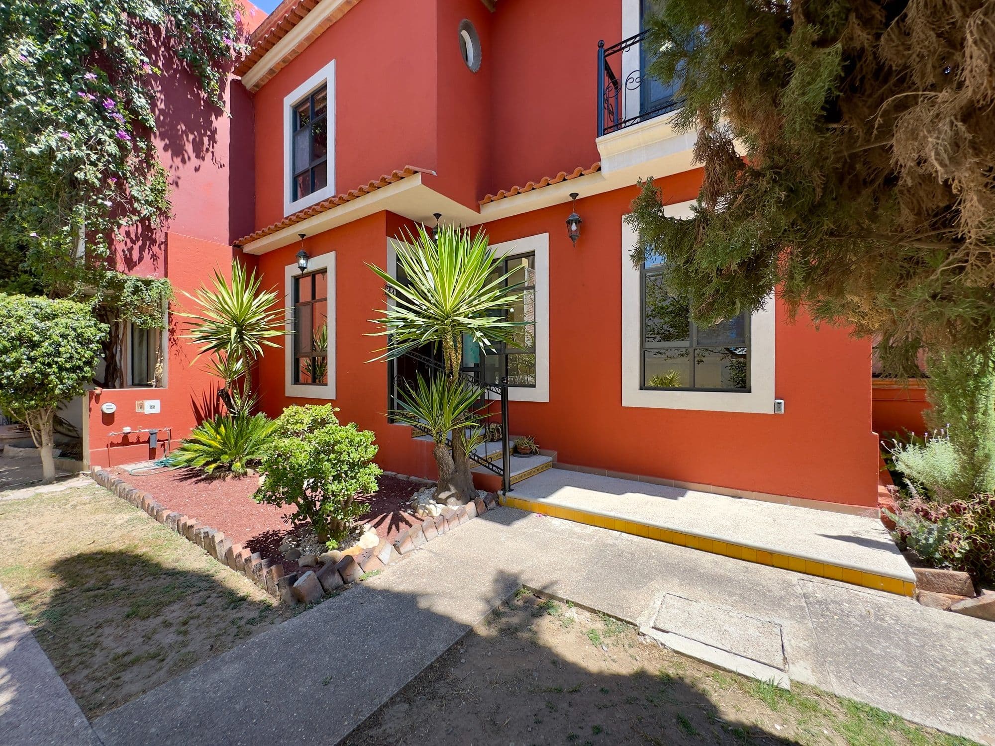Casa Colorada — photo 3 of 10