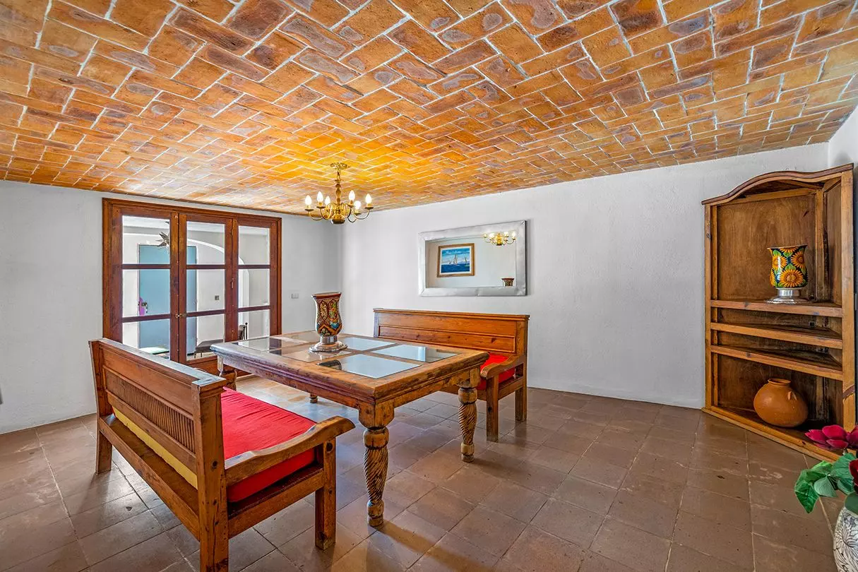 Casa M — photo 4 of 10