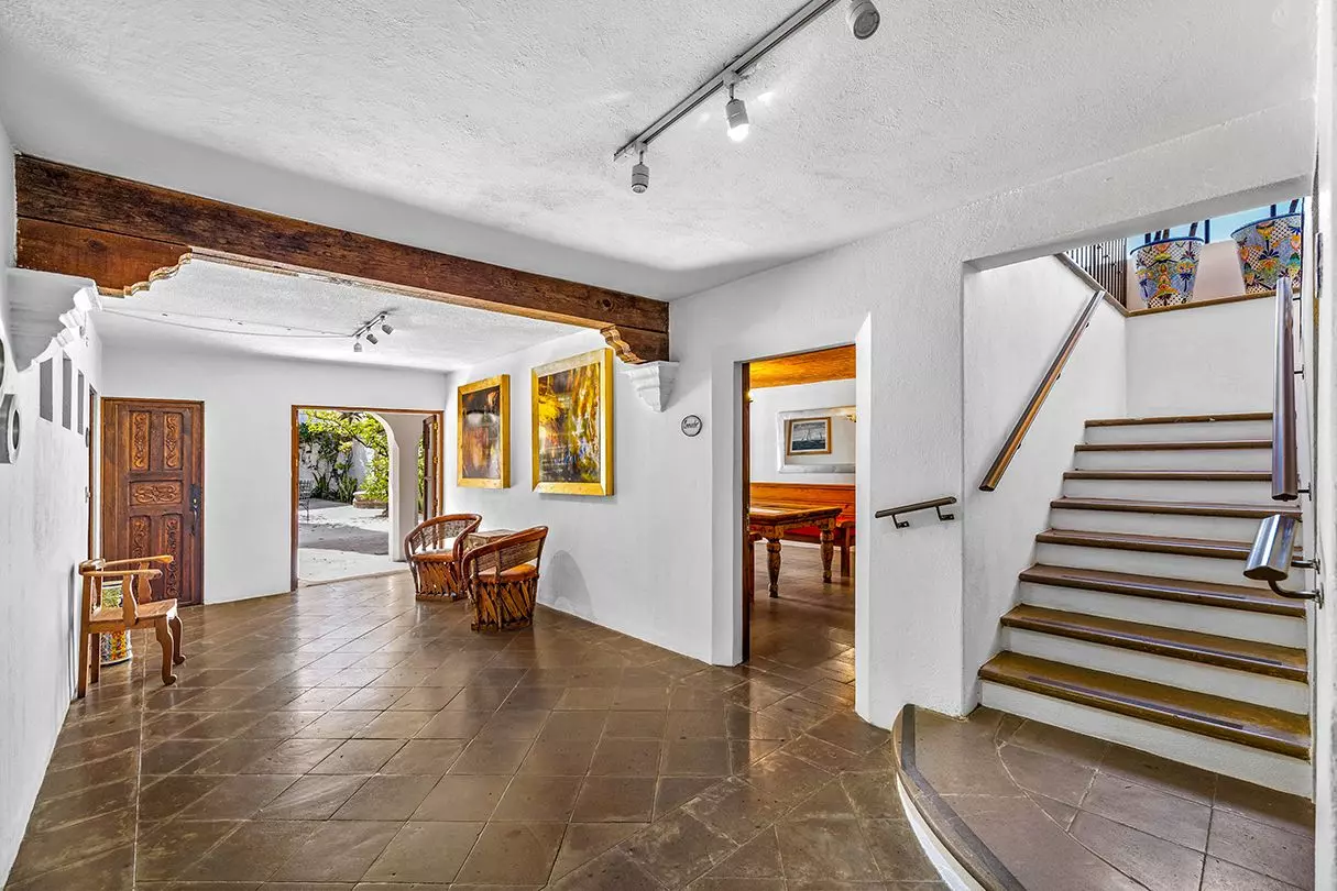 Casa M — photo 3 of 10