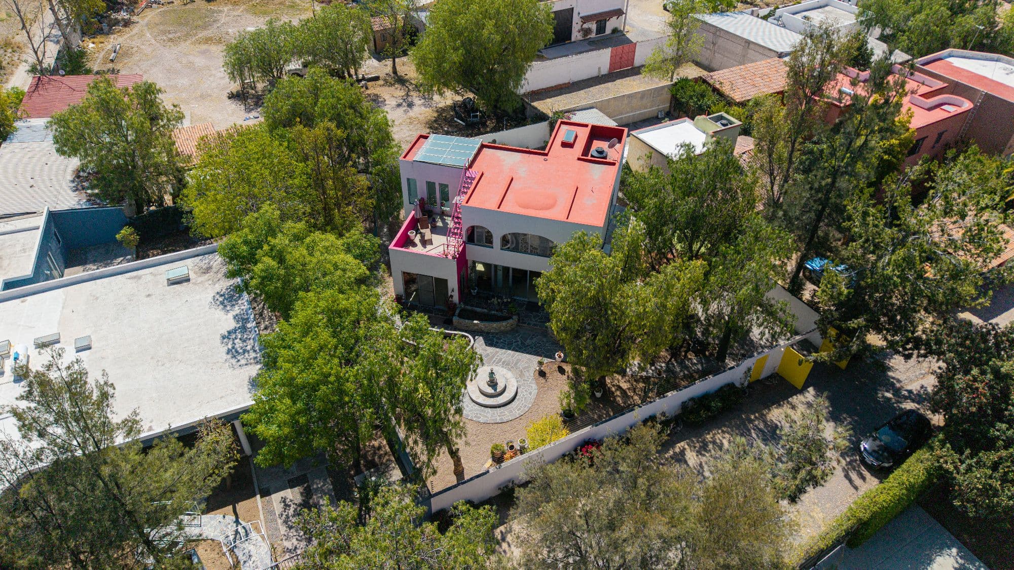 Casa Inspiracion — photo 1 of 10