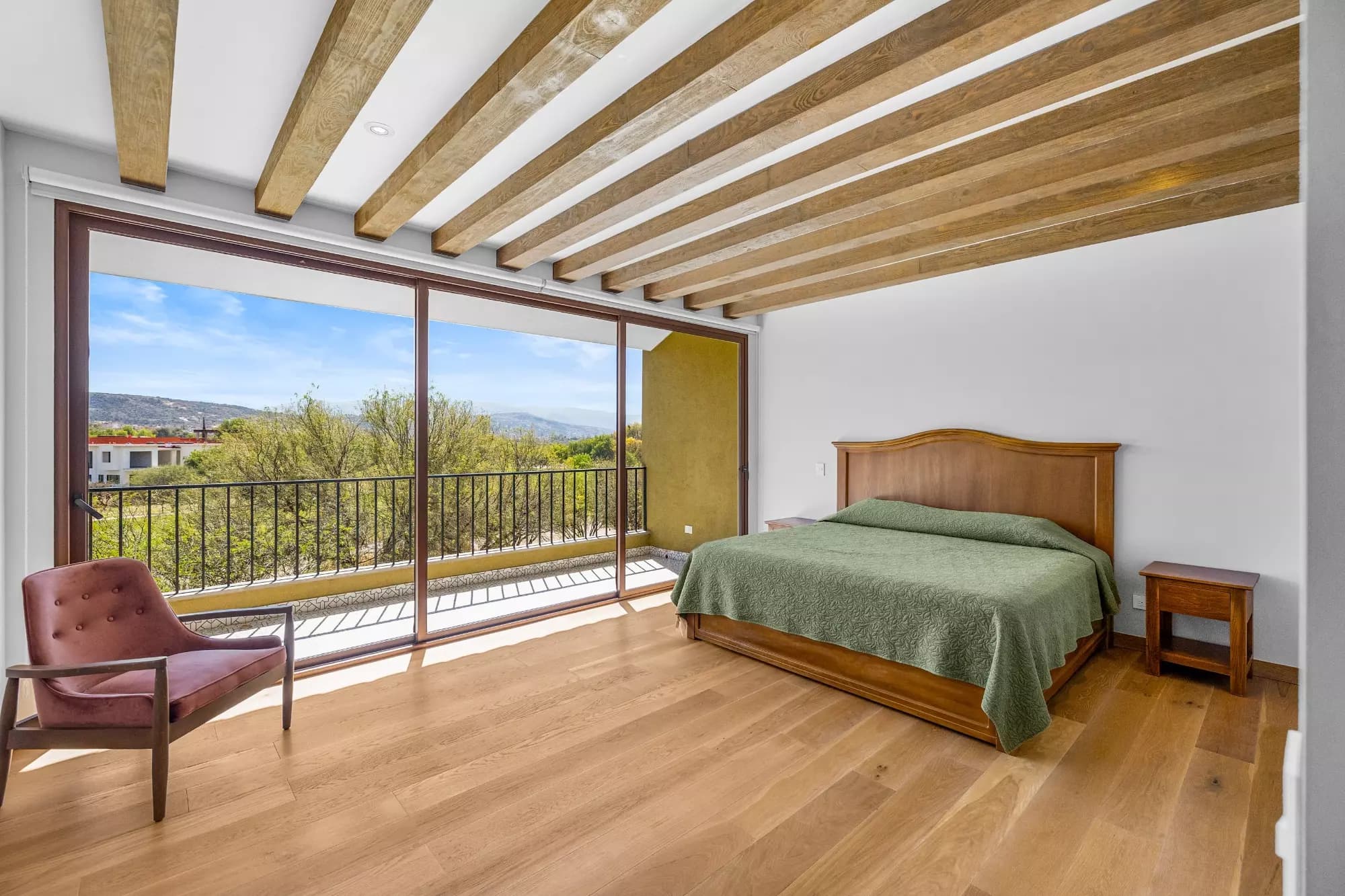 Casa Lavanda — photo 8 of 10