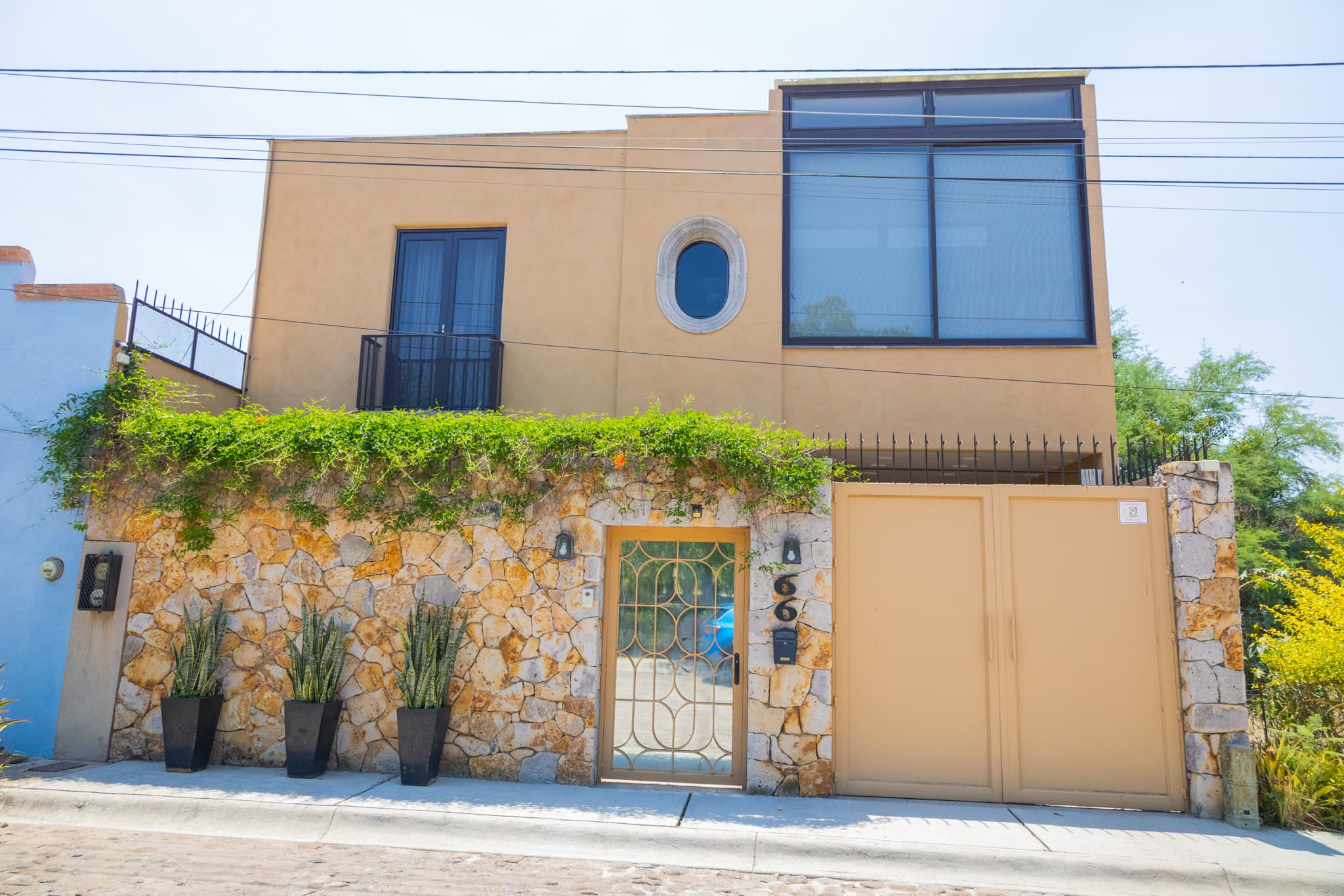 Casa Lau