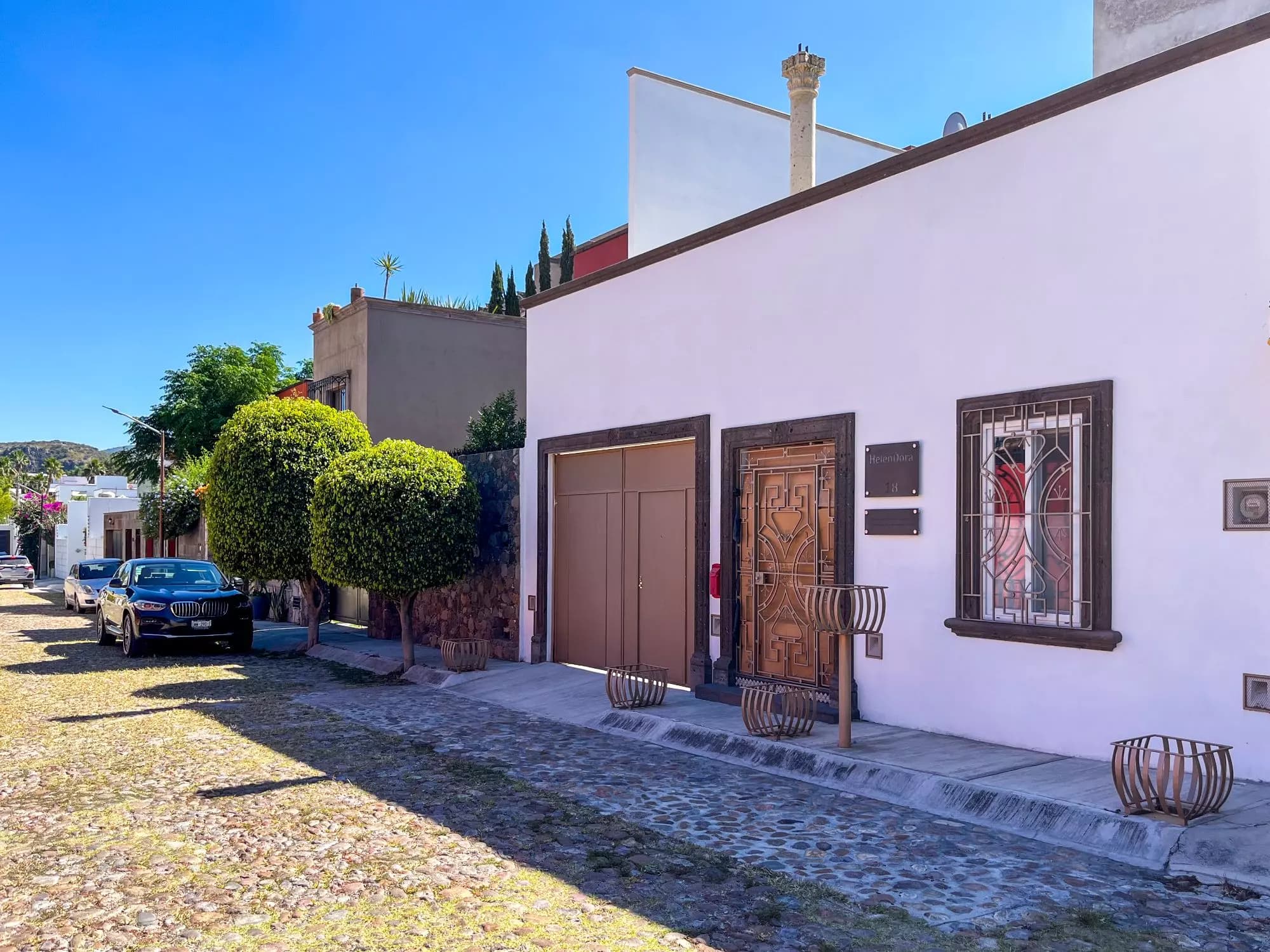 Casa Blanca Oportunidad de Inversión en SMA — photo 1 of 1