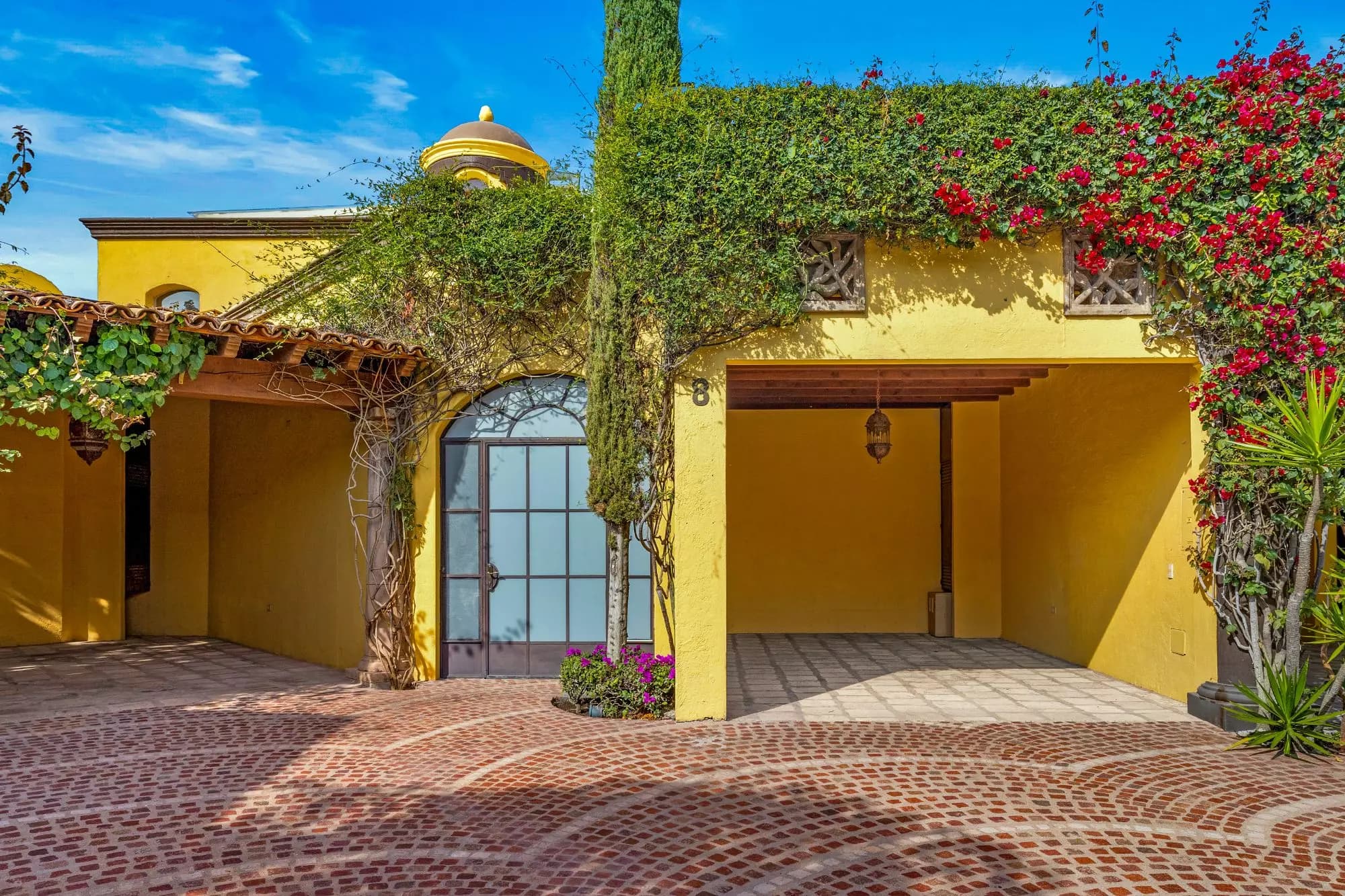 Allende Village Villa 8 — photo 1 of 1