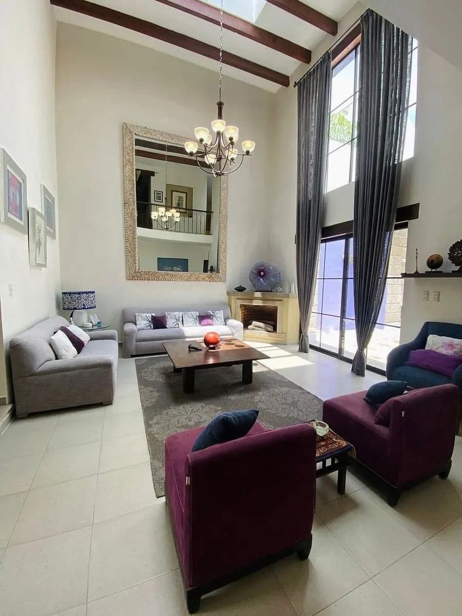 Casa Magenta — photo 1 of 1