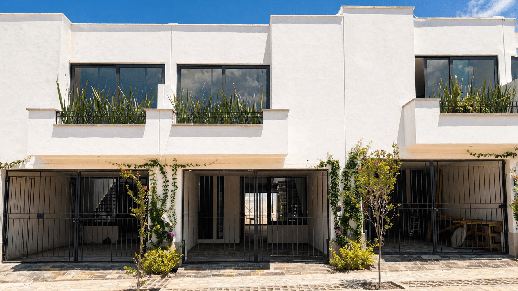 Casa Conspiración 2 — photo 1 of 1