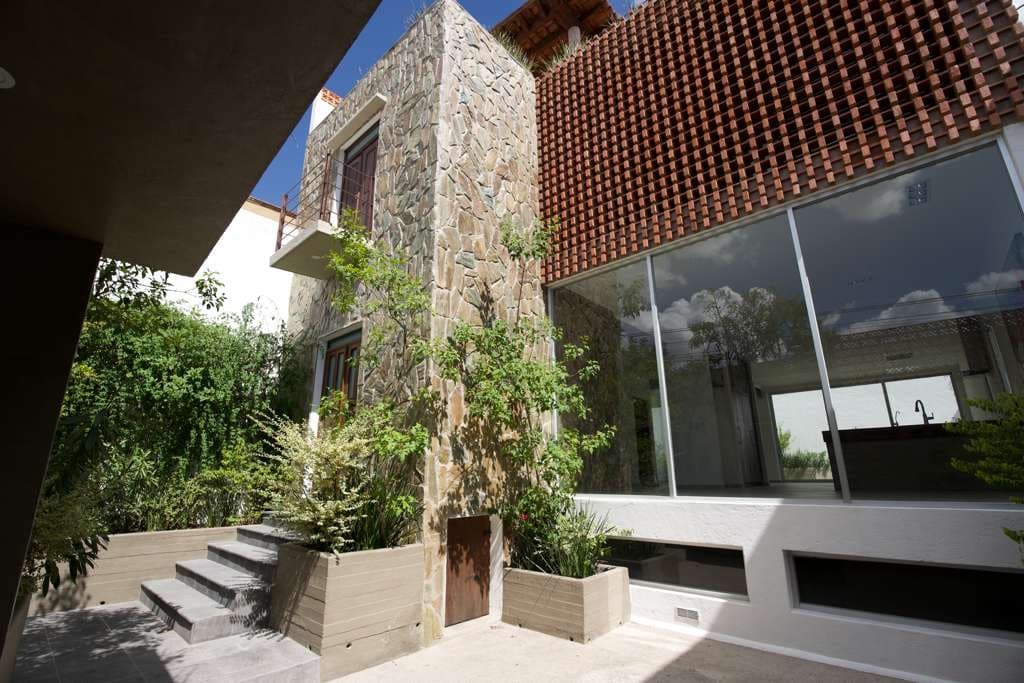Modern Architecture — photo 1 of 1