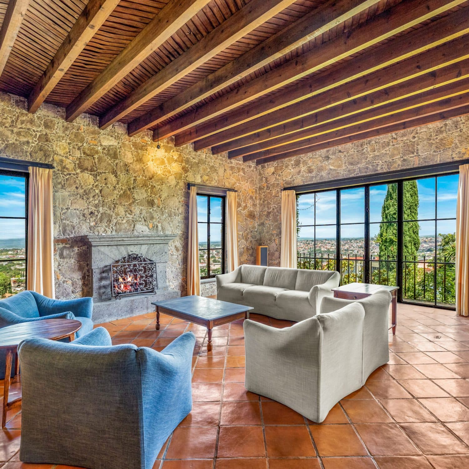 Casa Elena — photo 5 of 10