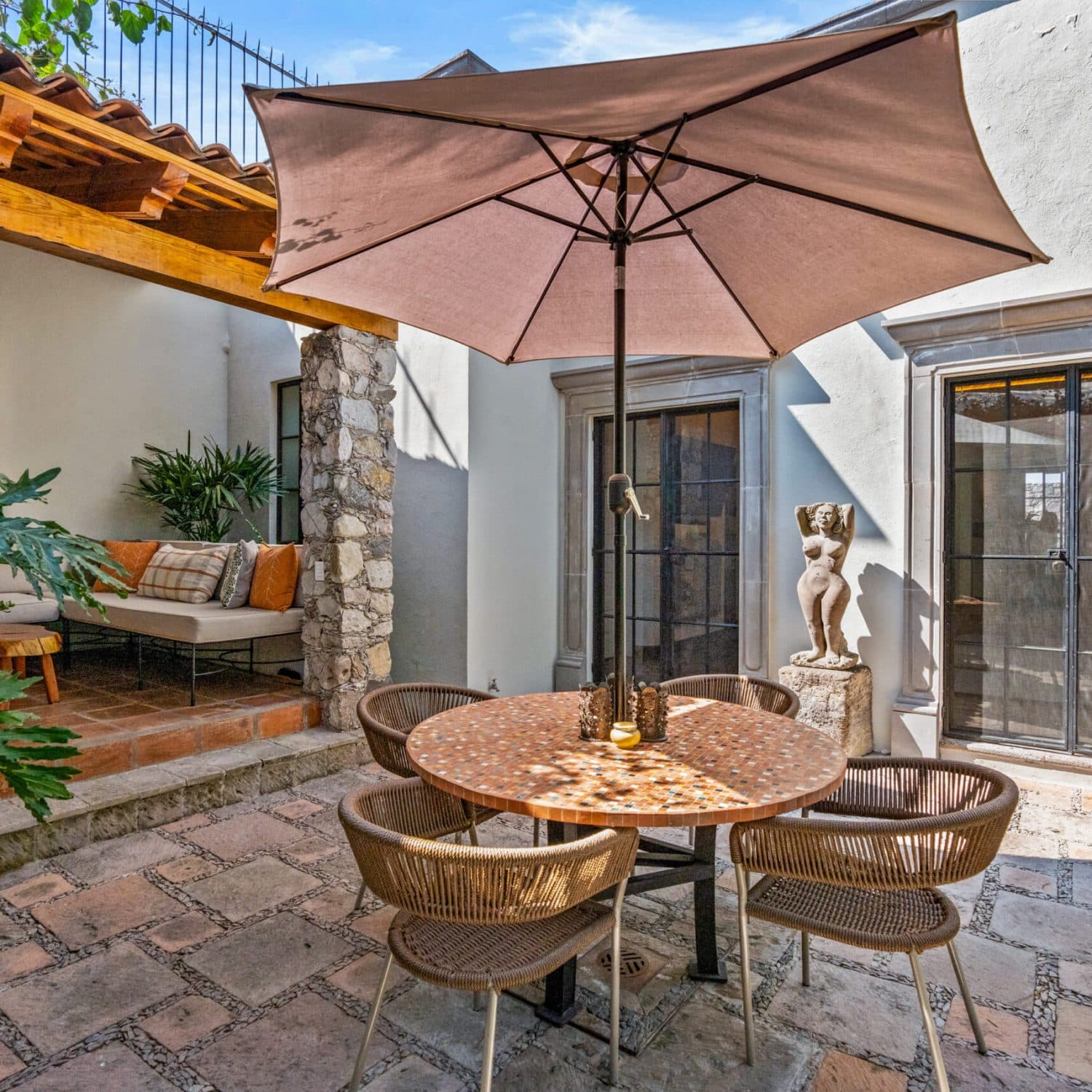 Casa Porton — photo 9 of 10