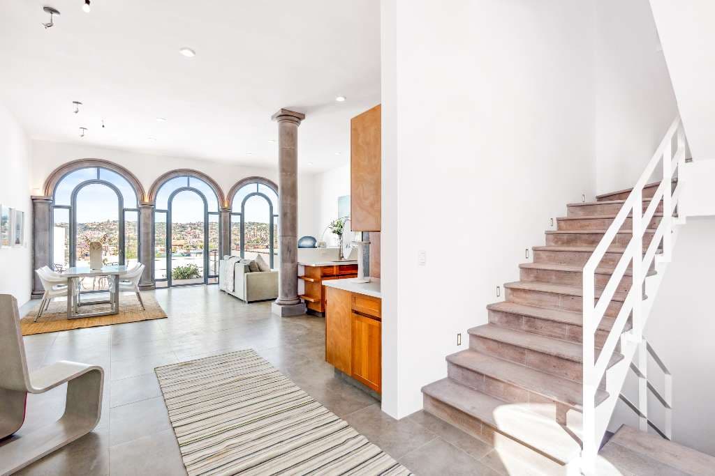 Casa Aura — photo 6 of 10