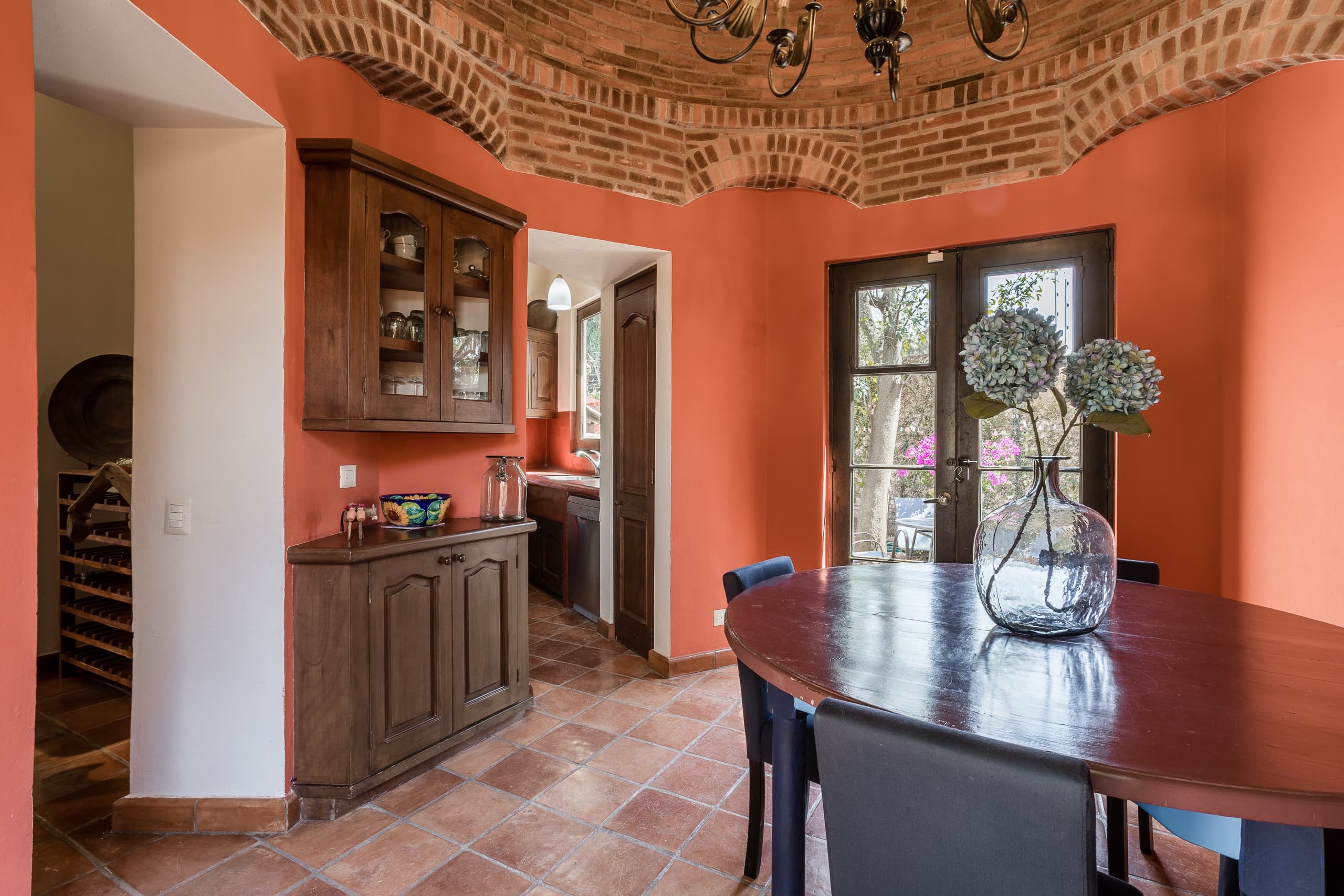 Casa Colorida — photo 6 of 10