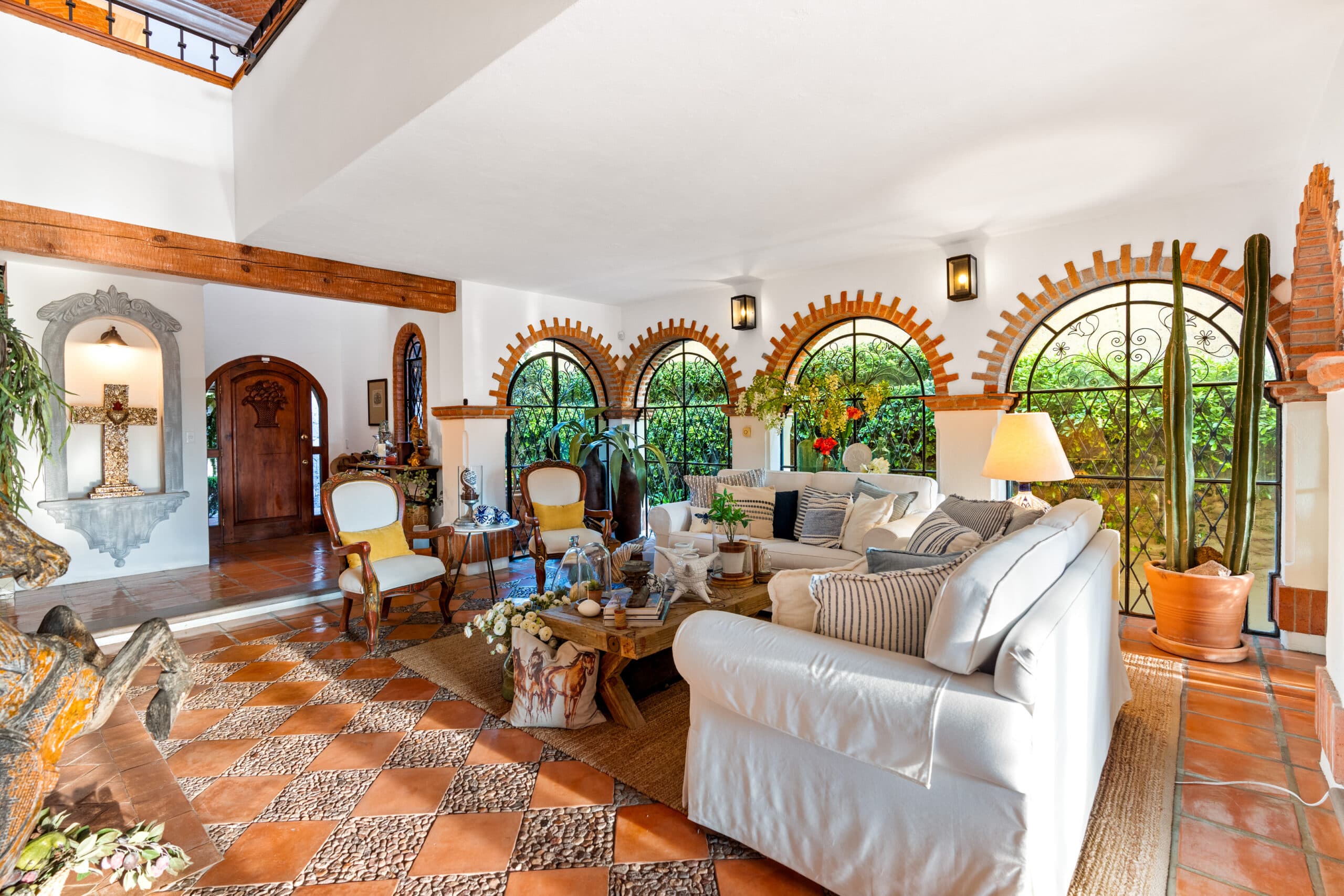 Casa Lucas — photo 1 of 10