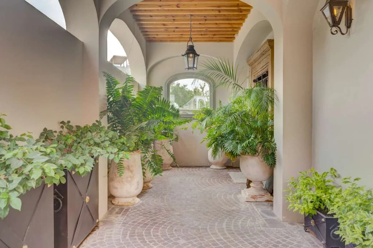 Casa Ocho — photo 1 of 4