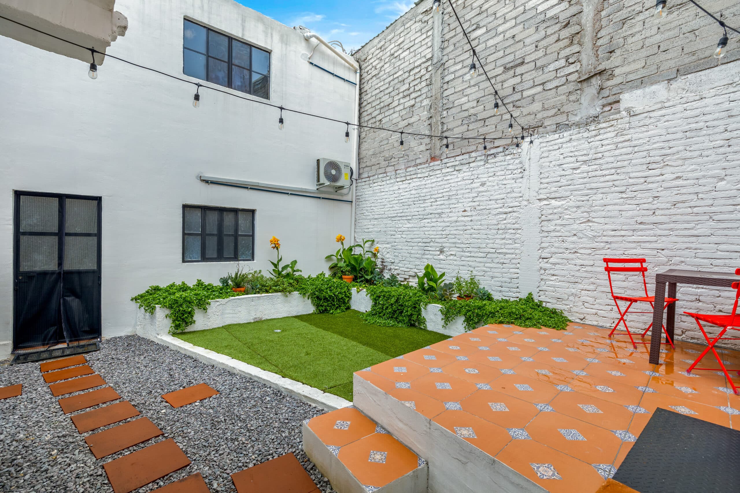 Casa Perritos Blancos — photo 7 of 9