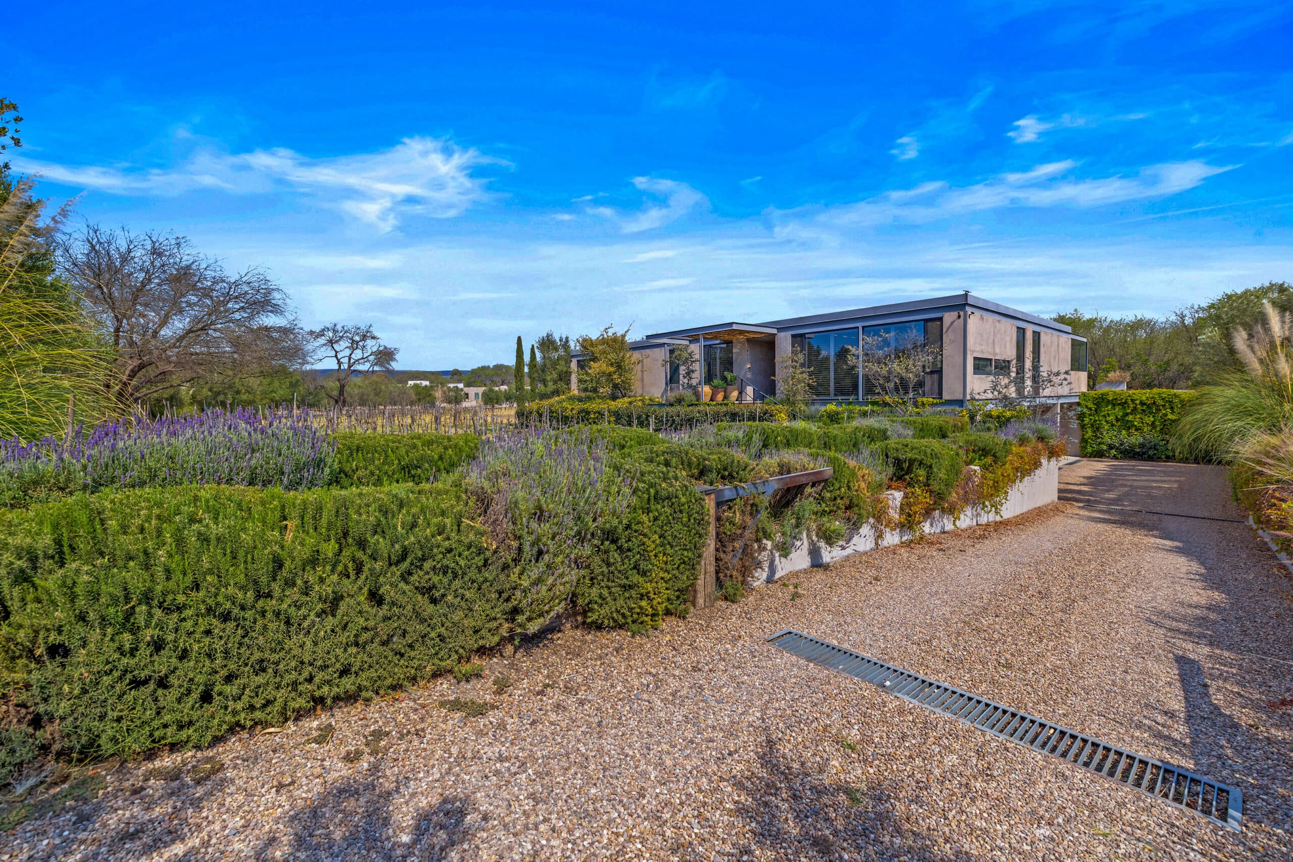 Casa 4 — photo 1 of 10